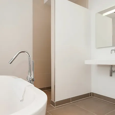 Residences Museum District Apartment *